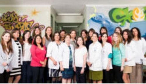 Doctora Verónica Gaete recibe el premio “Dr. Julio Schwarzenberg”