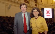 Brian Kennedy, director del Buck Institute junto a Andrea Sclachevsky