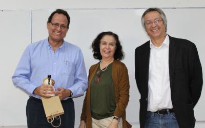 Dra. Paulina Pino encargada de Relaciones Internacionales, junto a los Coordinadores de ambos países. Dra. Paulina Pino encargada de Relaciones Internacionales, junto a los Coordinadores de ambos países.