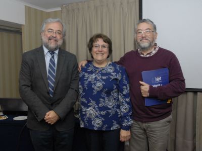 Doctor Manuel Kukuljan, profesora Ivonne Ahlers y doctor Leonardo Urrutia
