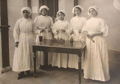 Enfermeras egresadas en 1911