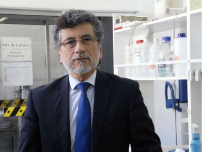 Doctor Enrique Castellón