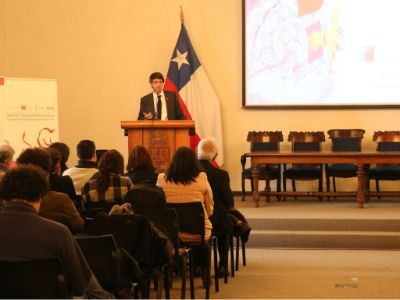 El ministro de Ciencias, doctor Andrés Couve, señaló que "el éxito de este programa que complementa el ámbito científico y educacional radica en reconocer la experiencia del otro y complementarla". 