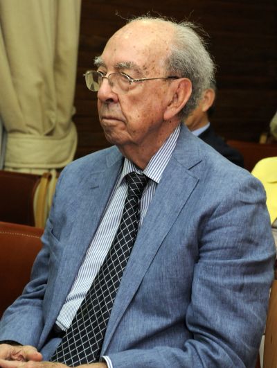 Dr. Victorino Farga