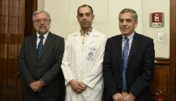 Doctores Manuel Kukuljan, Rodrigo López y Felipe Heusser.
